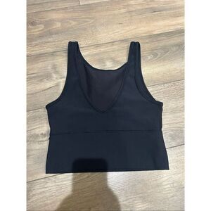 Lululemon sports top